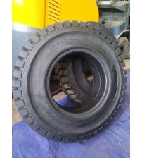 Lốp xe nâng 750-16 Solid Plus Thái Lan 